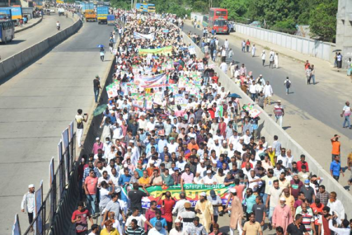 কর্মসূচি পাল্টা কর্মসূচিতে সরগরম ছিল নারায়ণগঞ্জ