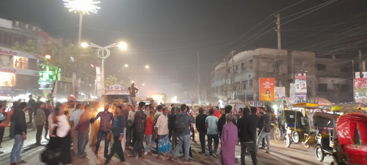 তৃতীয় পক্ষ সুযোগ নিতে পারে তাই সড়ক অবরোধ করবেন না : মানিক চন্দ্র