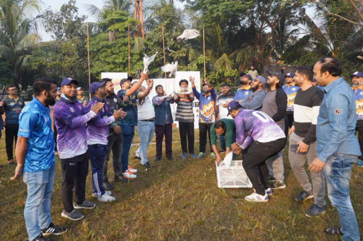 আদর্শ স্কুল নারায়ণগঞ্জ প্রিমিয়ার লিগ টি-১০ টুর্নামেন্টের জমকালো উদ্বোধন