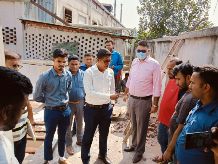 পরিবেশ দূষণের দায়ে রূপগঞ্জে তিন কারখানাকে সাড়ে চার লাখ টাকা জরিমানা