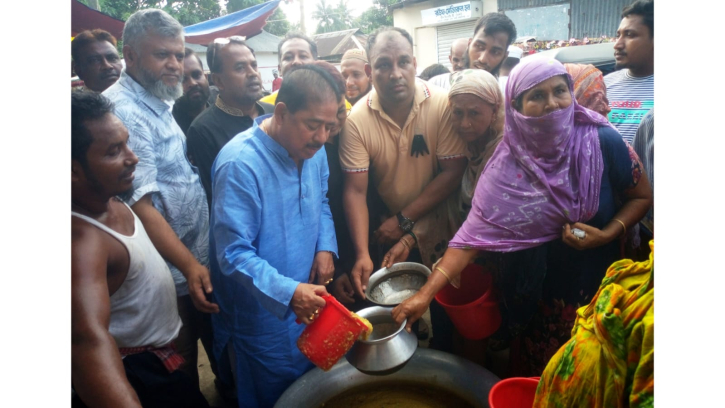 সাবেক রাষ্ট্রপতি হোসাইন মোহাম্মদ এরশাদ এর ৫ম মৃত্যু বার্ষিকী উপলক্ষে বন্দরে মিলাদ ও দোয়া অনুষ্ঠিত