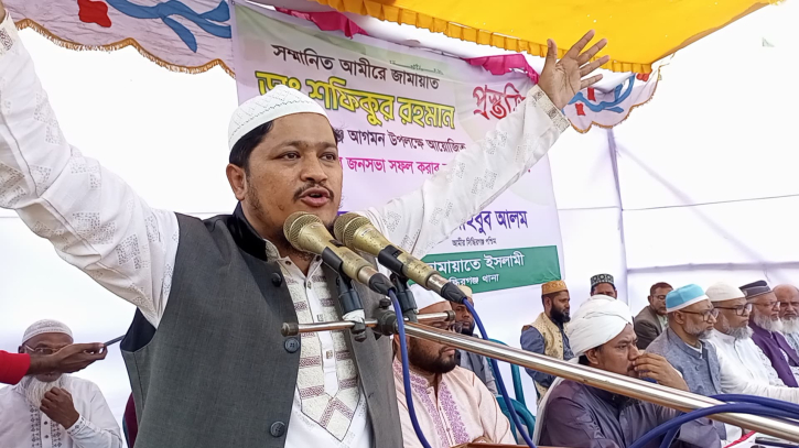 শান্তি প্রিয় মানুষ সন্ত্রাস চাঁদাবাজদের আশ্রয় দিবেনা : আবদুল জব্বার