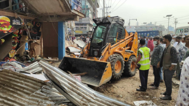 সোনারগাঁয়ে মহাসড়কের দুই পাশে পাঁচ শতাধিক অবৈধ স্থাপনা উচ্ছেদ